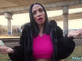 Horny Italian Milf Orgasms In Public And Give Great Outdoor Blowjob